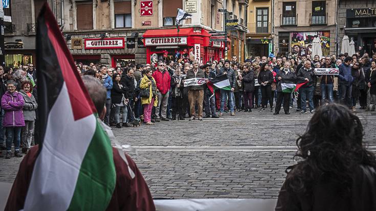 Palestinarren aurkako "etengabeko nakba" salatzeko protesta eginen dute larunbatean, Iruñean