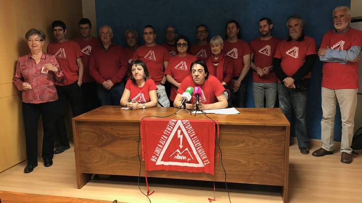 Goi-Tentsioko linearen proiektu berriaren kontra azaldu dira berriz hautetsiak