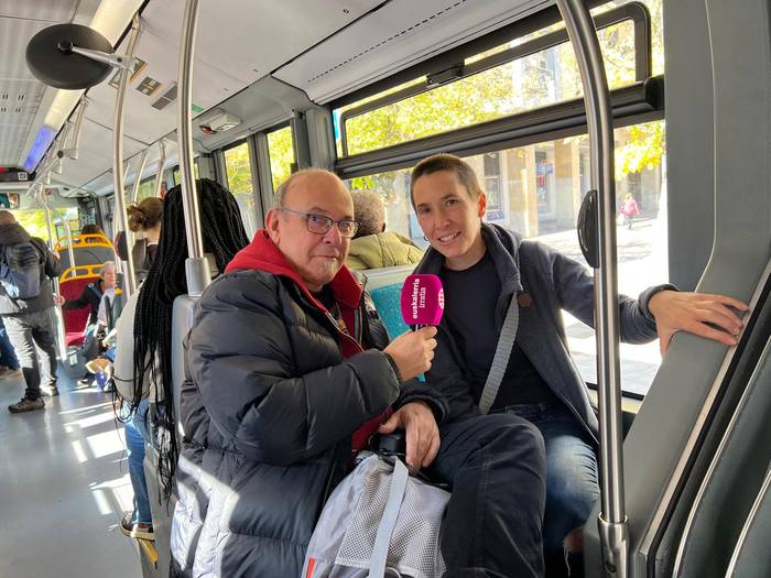 Bidane Atxa: "Villavesa gidariok lan baldintza makurrak ditugu"