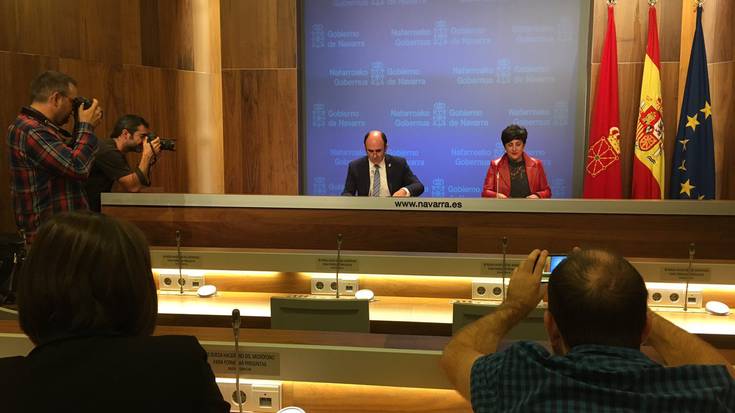 Manu Aierdi: "Oinarri sendorik gabeko erabaki zentzugabea hartu du Sustapen Ministerioak"