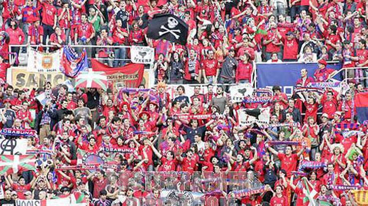 Presoen aldeko bandera ez da ilegala futbol zelaietan