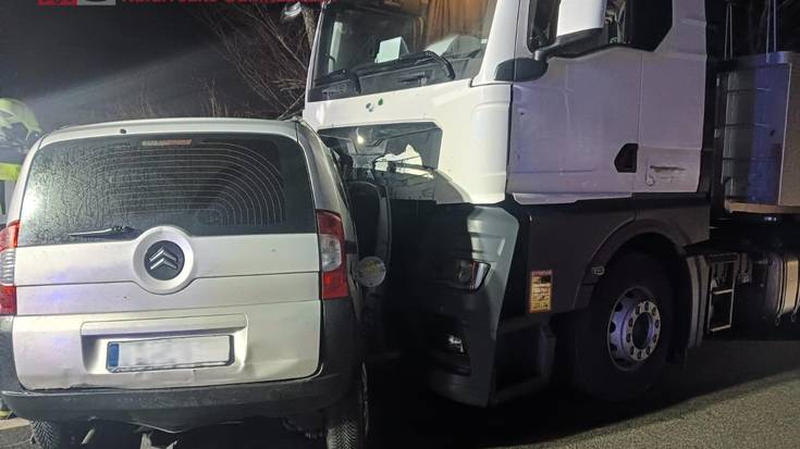 Goiz beltza Nafarroako errepideetan: hiru hildako auto istripuetan