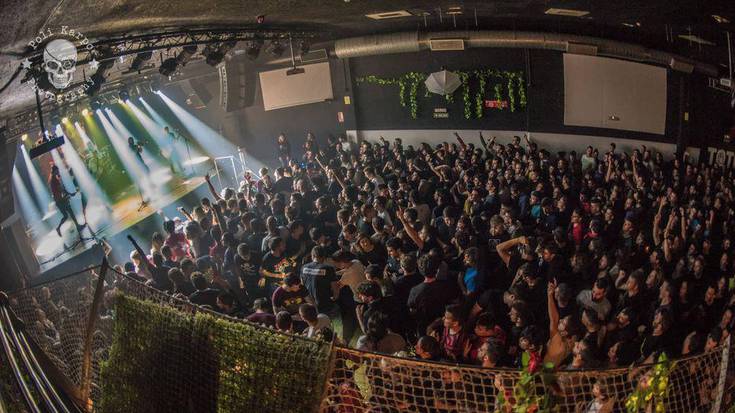 Patxi Arriada (Totem): "Burutik beheiti ur hotza bota digute berrio"