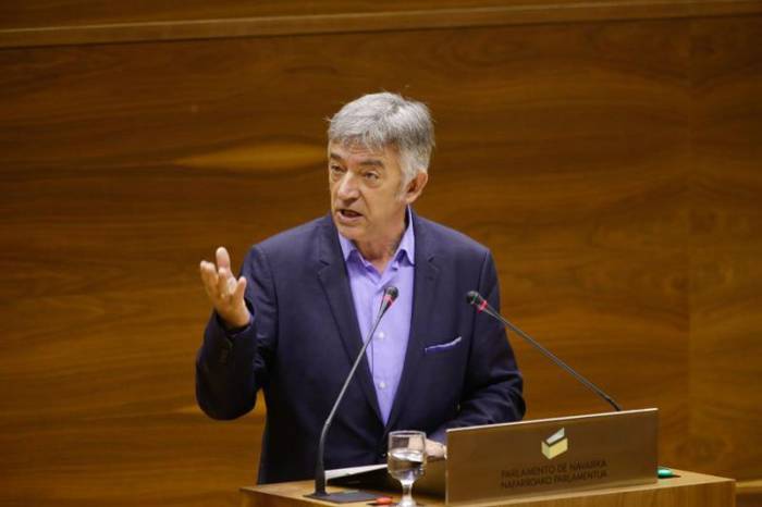 Geroa Baik Koldo Martinez proposatu du Nafarroako senatari autonomikoa izan dadin