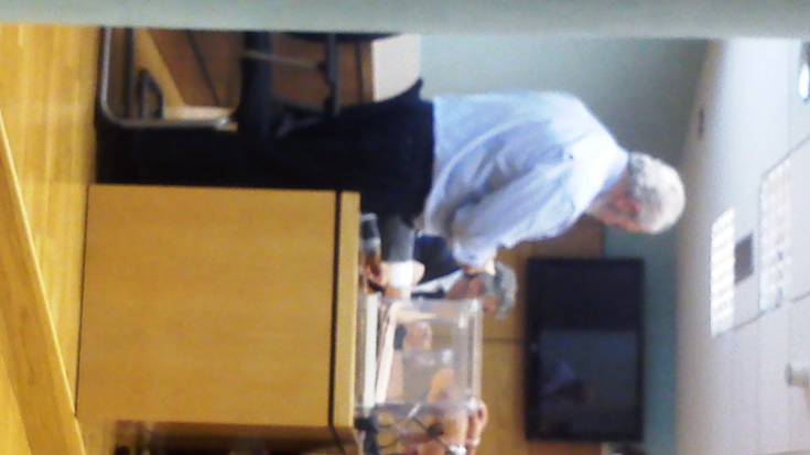 Atzerrian bizi direnen botoek ez dute deus aldatu