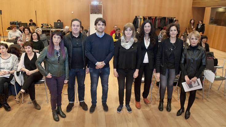 Gizonez bakarrik osatuta daude Nafarroako 44 herritako udal-taldeak