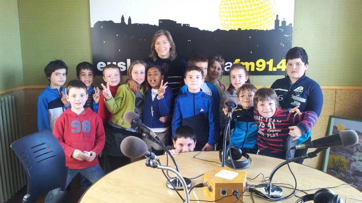 Patxi Larrainzar ikastetxeko ikasleak bixitan