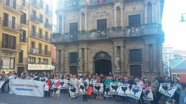 Dispertsioaren kontrako mozioa onartu du Iruñeko Udalak