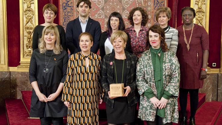 Blanca Fernández Viguera ikertzaile feministak berdintasunaren Berdinna saria jaso du