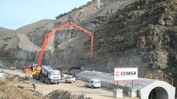 AHTaren obrak geldiarazteari ezetz esan dio Nafarroako Parlamentuak