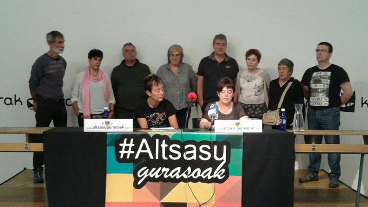 Altsasuko gazteei elkartasuna adierazi diete 51 europarlamentarik