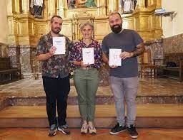 Helduentzako poema ilustratuen kontaketa gaur Laban, Hasier Larretxearekin eta Juan Angel Perotxenarekin