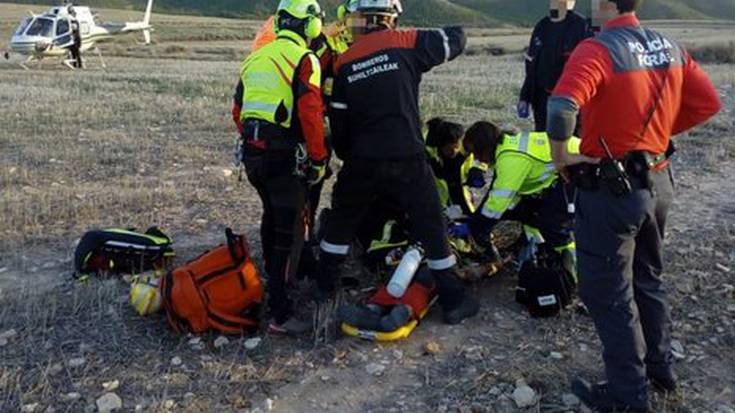 Delta hegalarekin istripua izan zuen iruindarra hil egin da