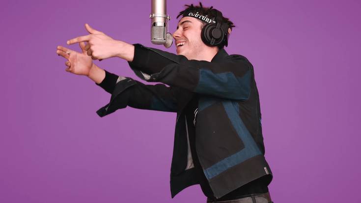 Emakumeak hiltzeari eta bortxatzeari buruz kantatzen duen Kidd Keo raperoak Cortesen ez jotzeko eskatu dute