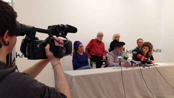 Torturaren biktimek Gobernuari eskatu diote aitortza eta erreparaziorako tresnak martxan jartzeko