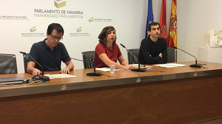 Laura Perez: "Deserosoa izan naizelako erditik kendu nahi izan naute hasieratik"