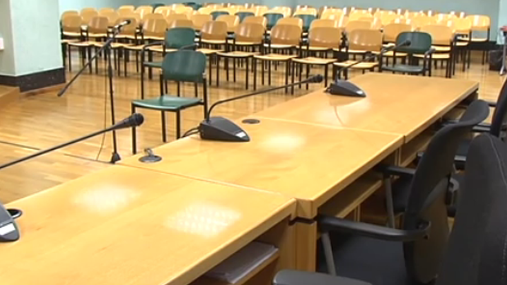 Baiezkorik jaso ez bazuten ere, onartutako sexu harremana izan zela diote bost akusatuek