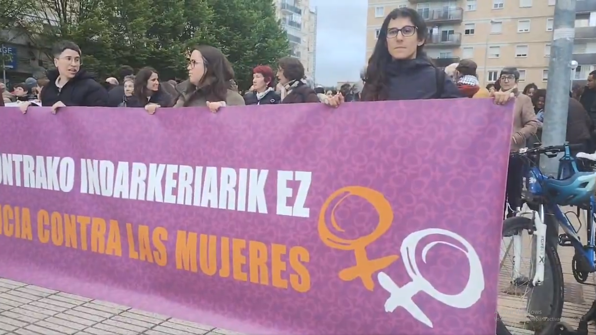 "Nazkatuta eta amorratuta gaude, hamar egunetan Euskal Herrian bi erailketa matxista izan dira. Aski da!"