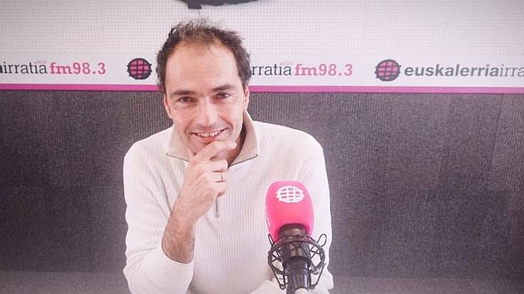 Ivan Gimenez: "Francok La Perla hoteleko telefonora deitu zion Molari gerra gelditzeko eskatuz altxamendua hasi eta berehala"