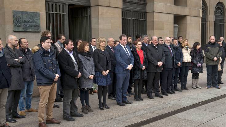 Nafarroako Gobernuak ETAren atentatu argitu gabeen inguruko txostena argitaratu du