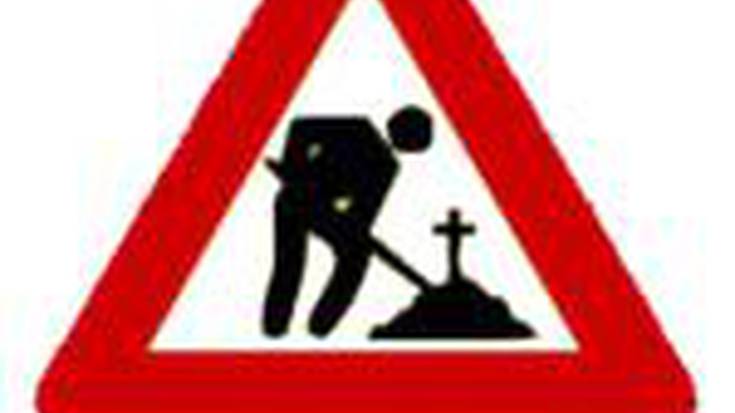 Banatu Taldea: "Lana suntsitzen segitzen du administrazio publikoak"