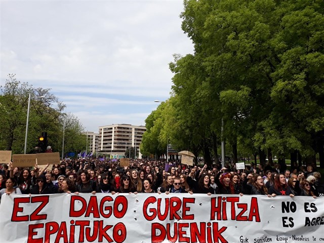 Talde bortxaketako parte hartzaileak aske jarraitzearen alde azaldu da epaitegia