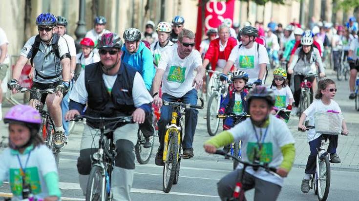 4.000 parte hartzaile espero dituzte Bizikletaren Egunean