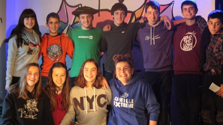 Nafarroako bertsolari gazteen txapelketa jokatuko da ostiralean Iruñean