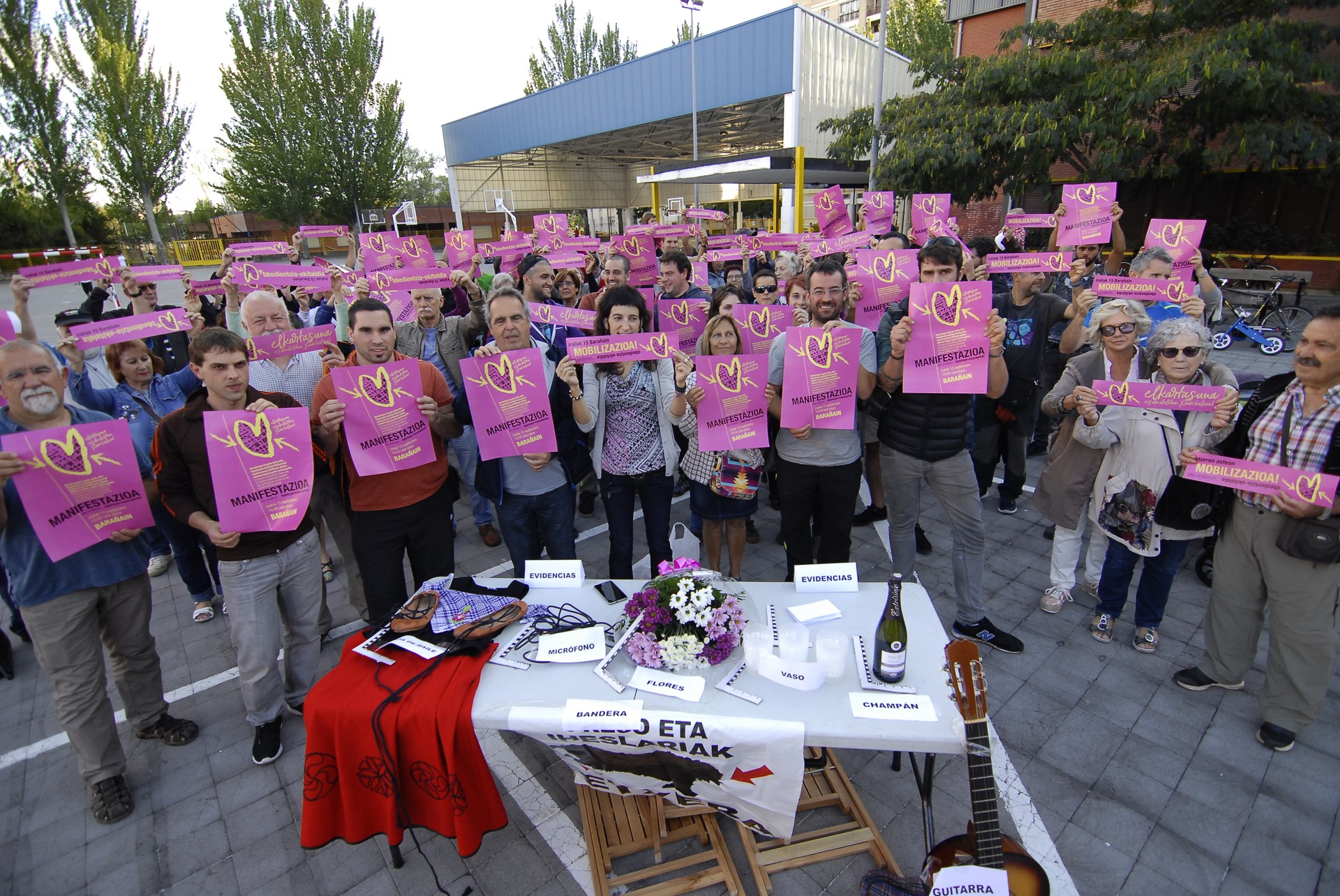 Elkartasuna ez dela delitua aldarrikatzeko manifestazioa, Barañainen
