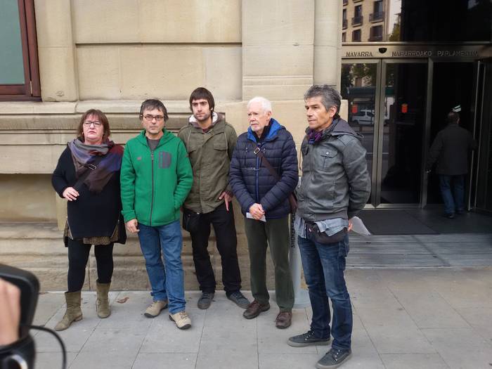 Bermatutako Errentak "bizi duina" ziurtatuko ez duela salatu dute